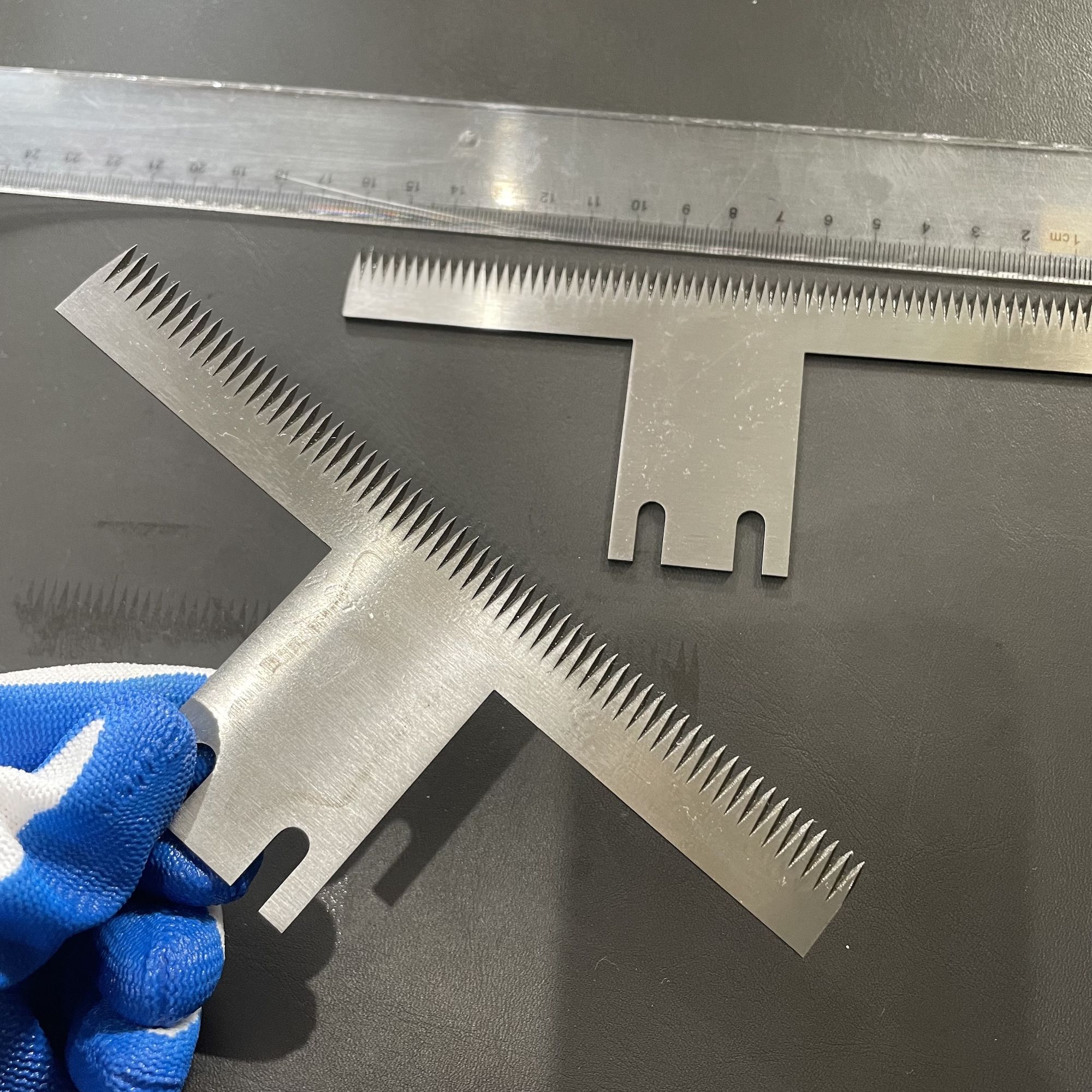 T-Type Packaging Machine Blades Sealing and Cutting Integrated Easy-tear Blade, Stainless Steel High-speed Steel Teeth Cutter