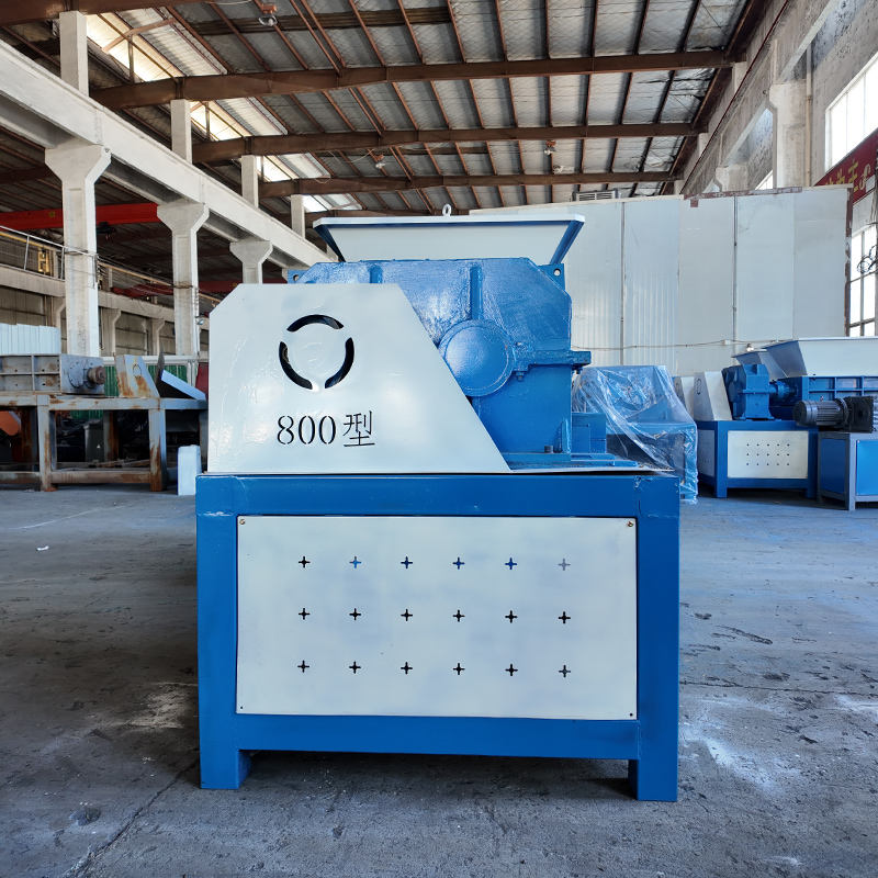 High-efficiency Dual-shaft Shredder for Recycling Kitchen Waste Paper, Cardboard, Wood, Metal, and Hard Disk Shredders.