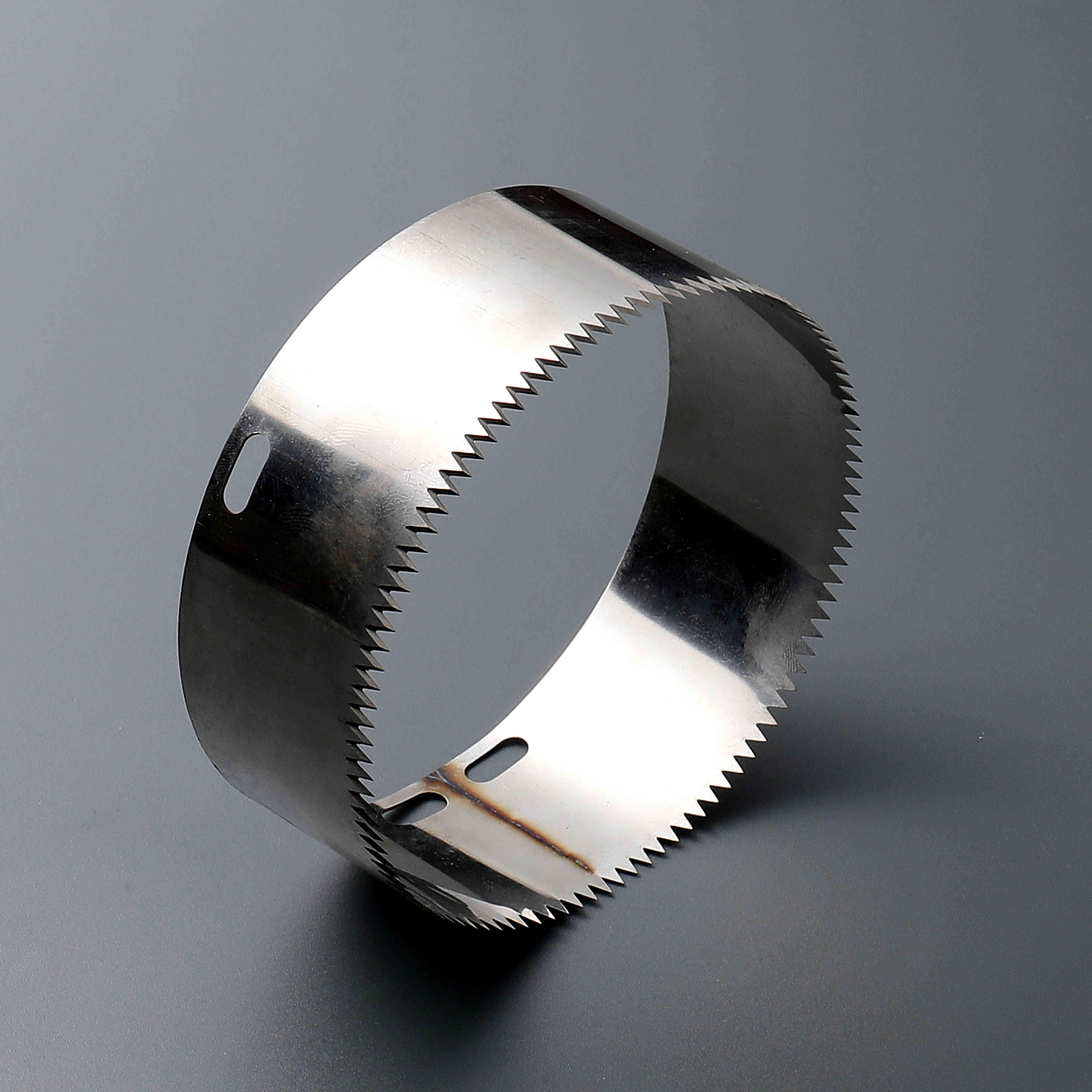 Stainless Steel Serrated Edge Tray Sealing Blade Industrial Grade Circular Punch Knife for Food Tray Sealing and Film Cutting