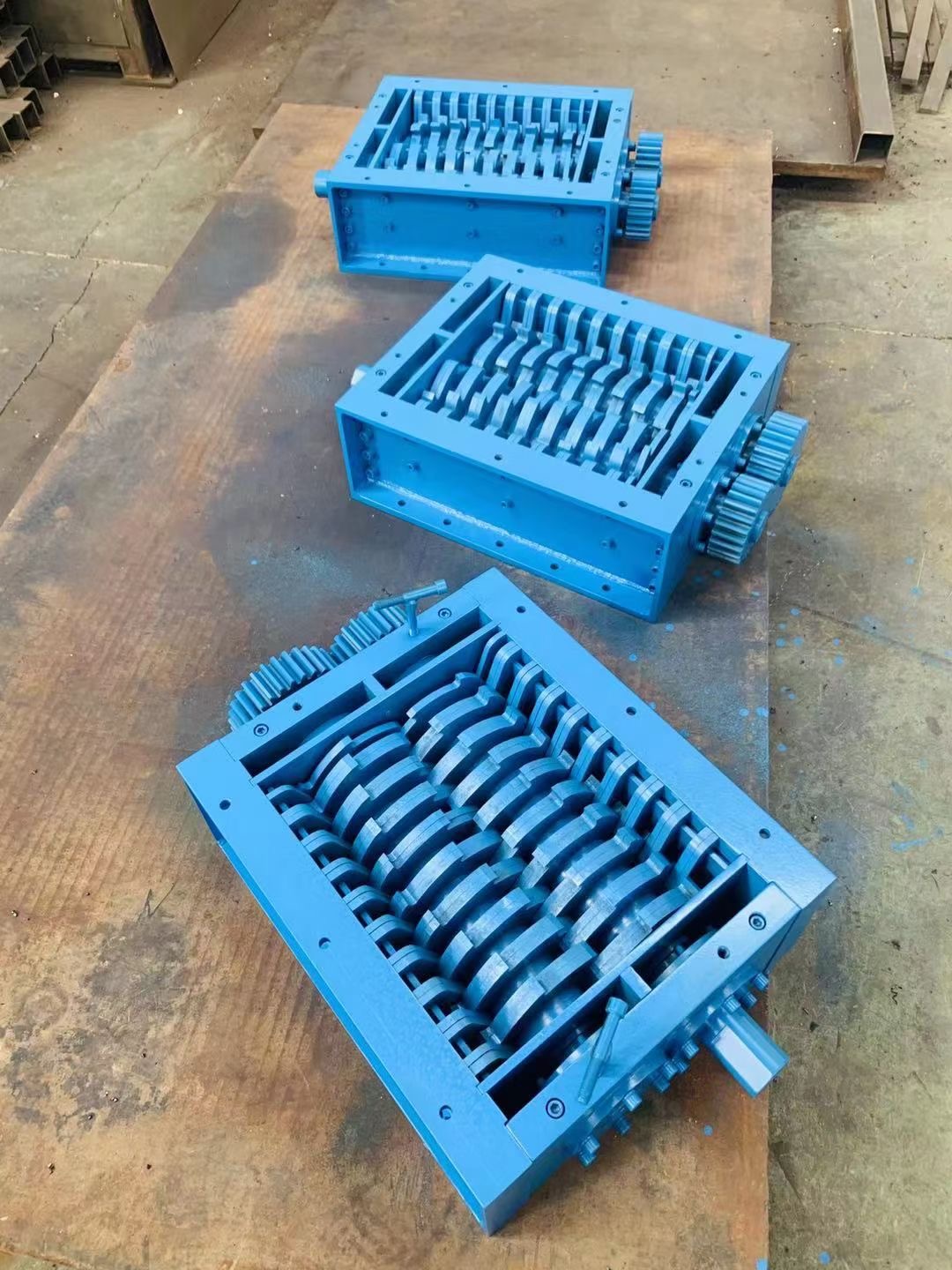 Energy Saving Shredder Machine Professional Plastic Shredder Machine for PP PE PET Waste