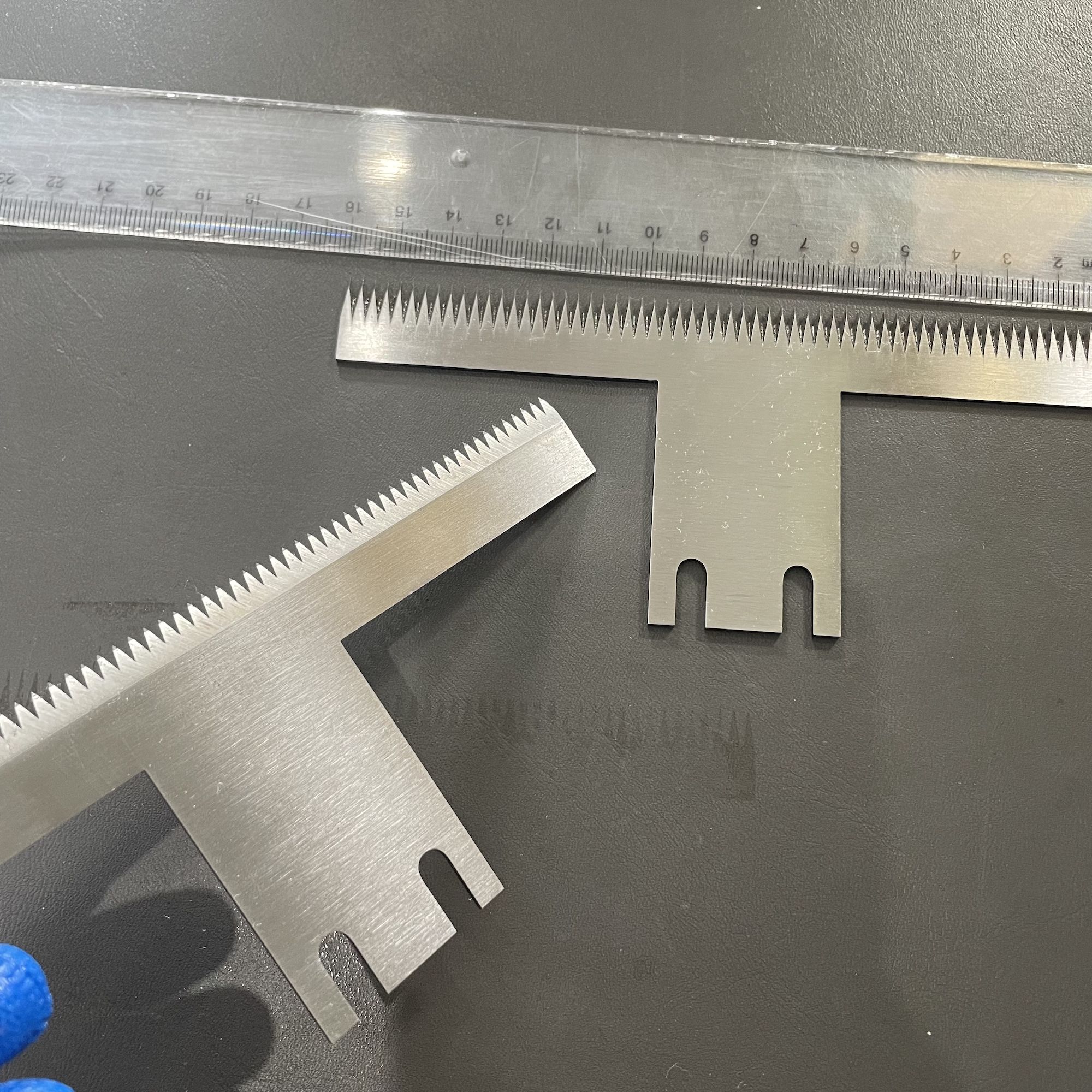 T-Type Packaging Machine Blades Sealing and Cutting Integrated Easy-tear Blade, Stainless Steel High-speed Steel Teeth Cutter