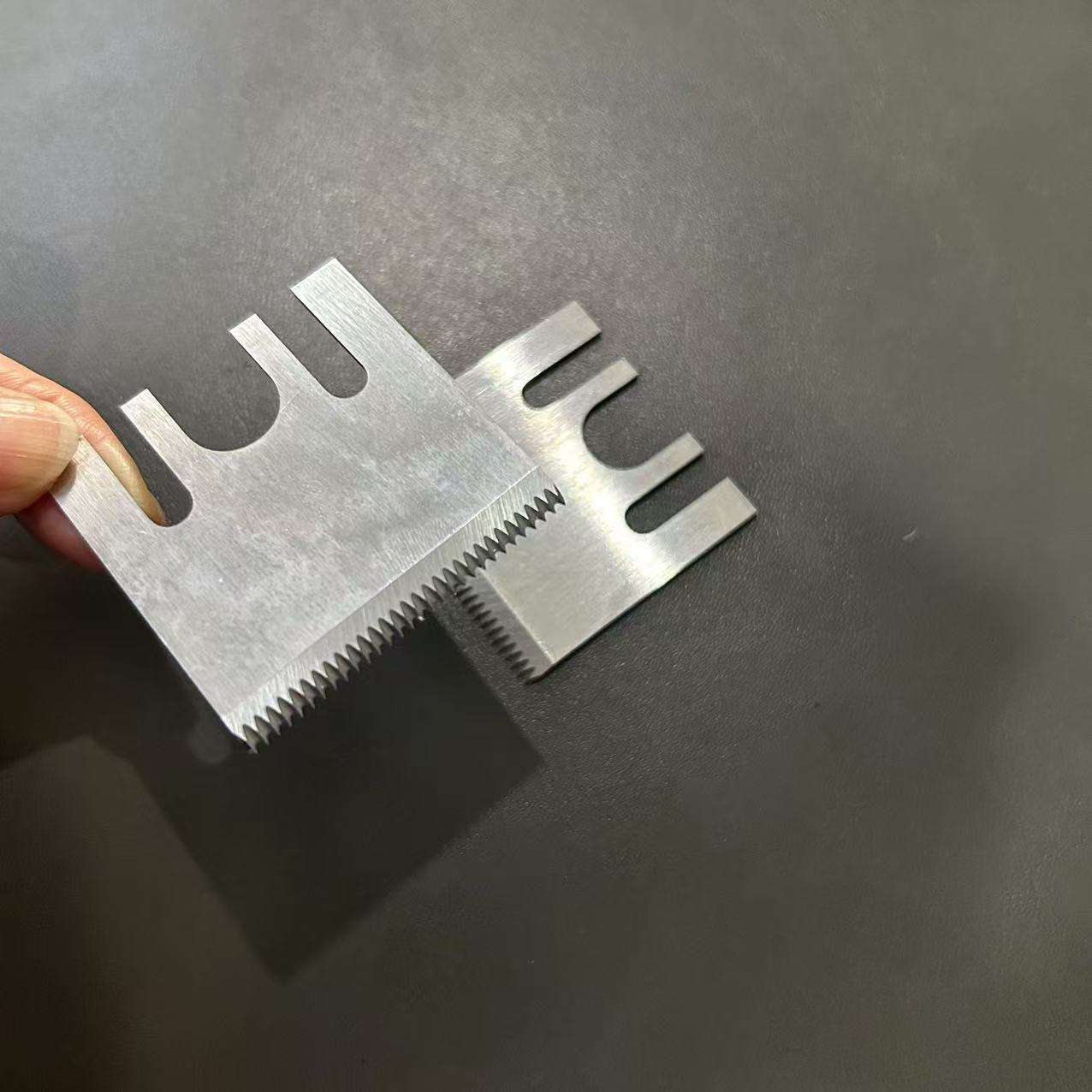 Factory Good Quality Packaging Machine Unconventional Size Slitting Serrated Blade for Packing Plastic