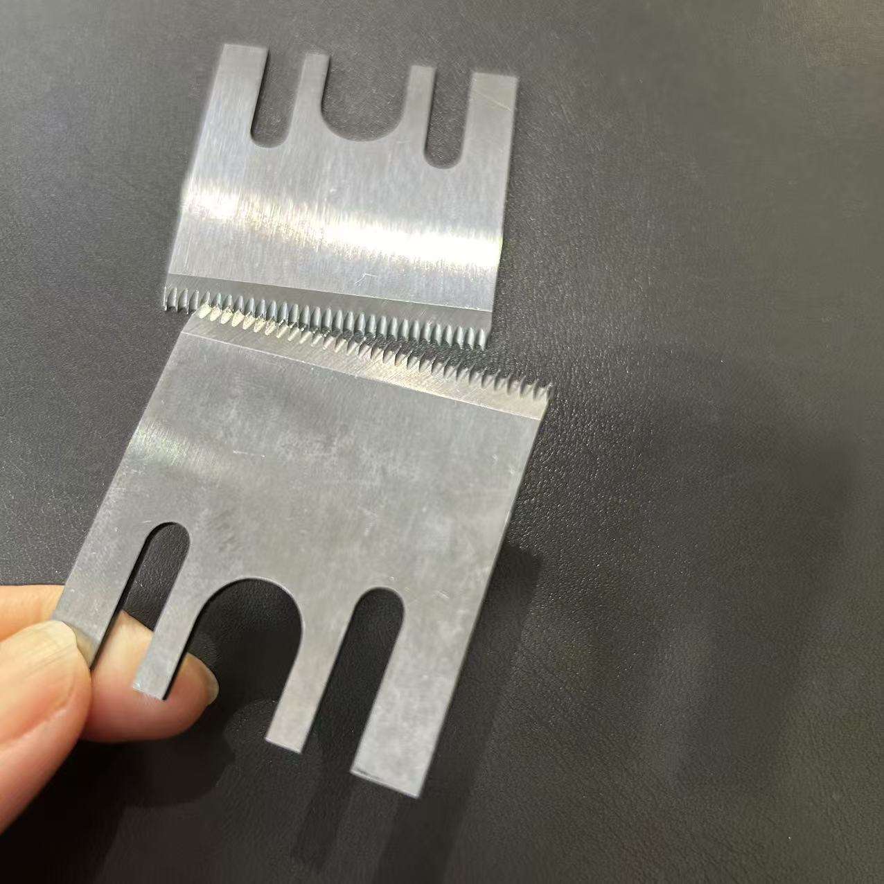 Factory Good Quality Packaging Machine Unconventional Size Slitting Serrated Blade for Packing Plastic